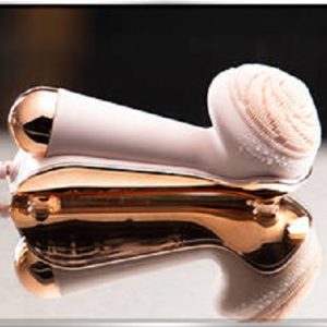 Ultrahigijensko silikonsko sredstvo za čišćenje lica i masažer u jednom! FLAWLESS